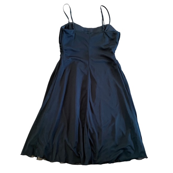 Lace little black dress - Picture 4 of 5